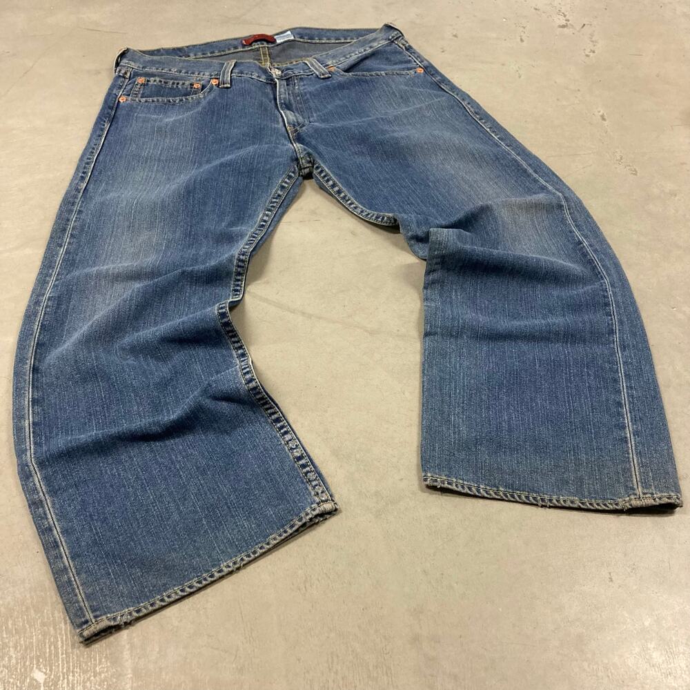Y2k baggy Levi’s Type 1 jeans 38x30